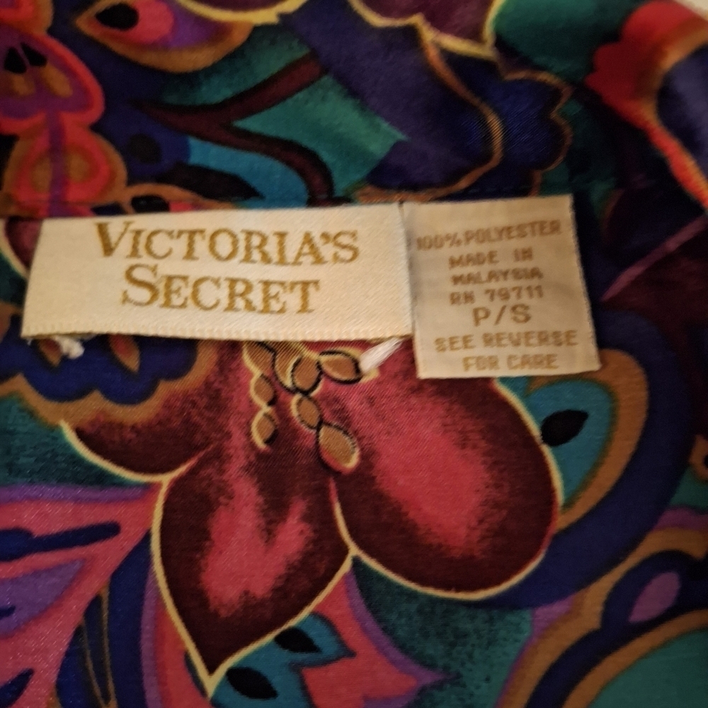 Victoria Secret Women's Multicolor Paisley Silky Sleep Shirt - Picture 4 of 6